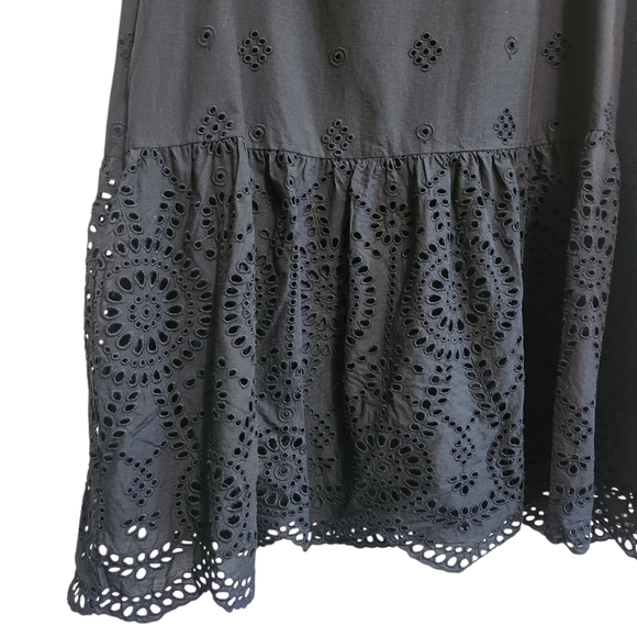 EUC CHICO'S EYELET SCALLOP HEM DRESS BLACK SZ 3.5 (18) - Picture 7 of 12